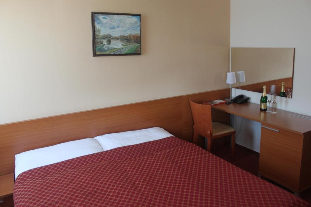 Hotel Dominika Bratislava Chambre photo